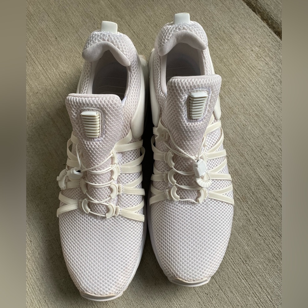 Nike Shox Gravity Triple White Shoes